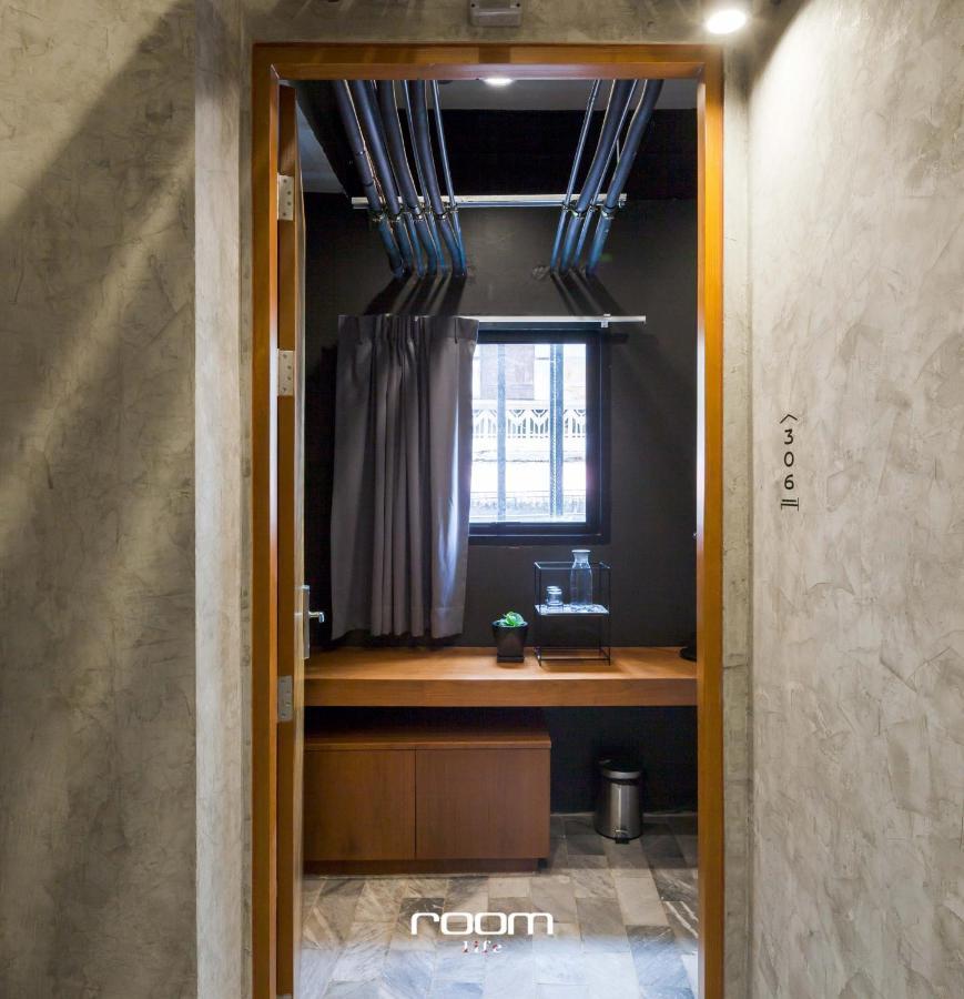 Luk Hostel Банкок Екстериор снимка