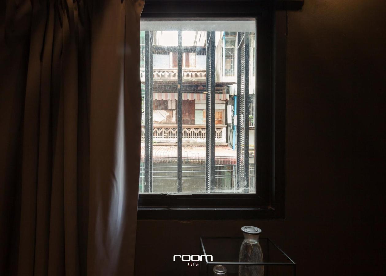 Luk Hostel Банкок Екстериор снимка
