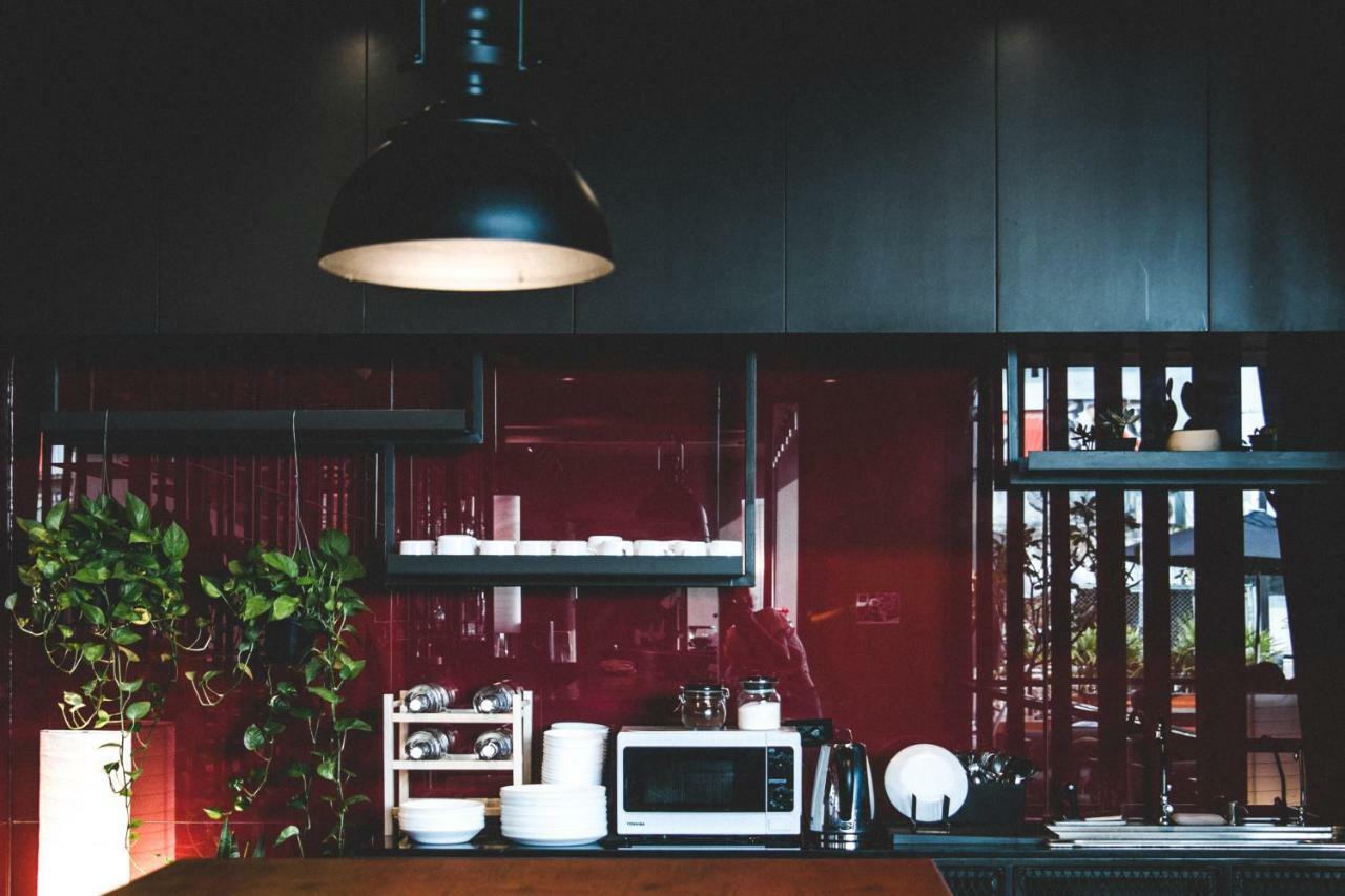 Luk Hostel Банкок Екстериор снимка